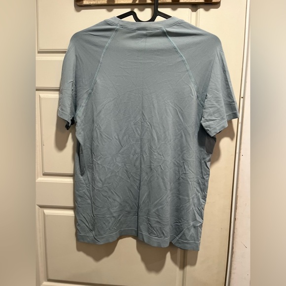 Gymshark t-shirt - Picture 3 of 5